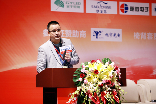 1555657193132989.png 華燦光電:倒裝的春天 市場“芯”格局初顯.png